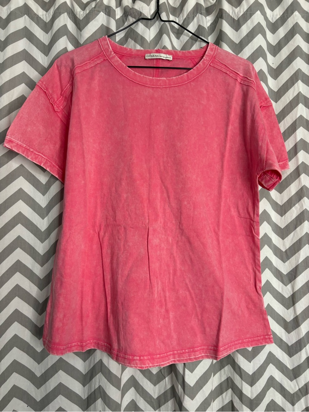 Zenana Outfitters Washed fuschia  Pink Short Sleeve Tee
